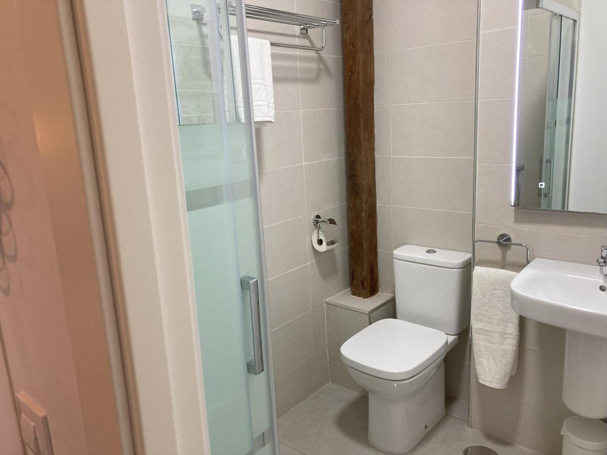 Apartamento Sacramento Muy Cerca De La Catedral Toledo Luaran gambar