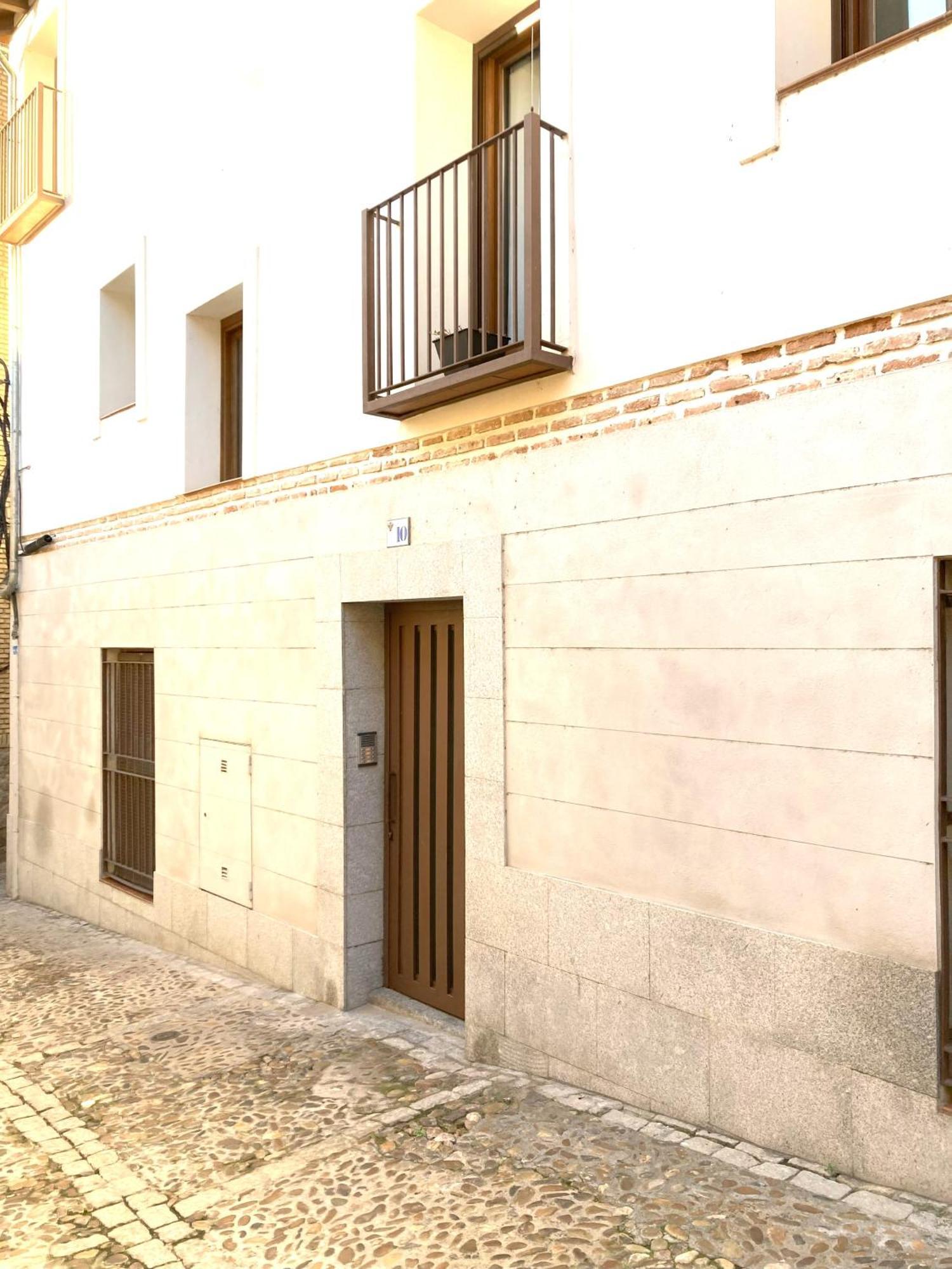 Apartamento Sacramento Muy Cerca De La Catedral Toledo Luaran gambar